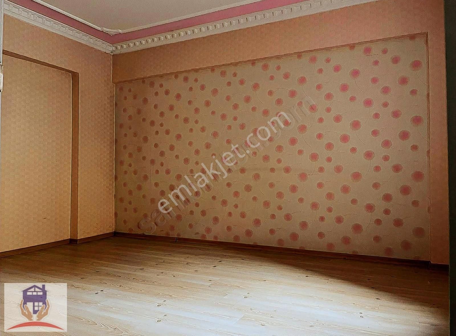 Pursaklar'da Merkezde Site İçi Çift Banyolu Süper 3+1 Daire - Görsel 3