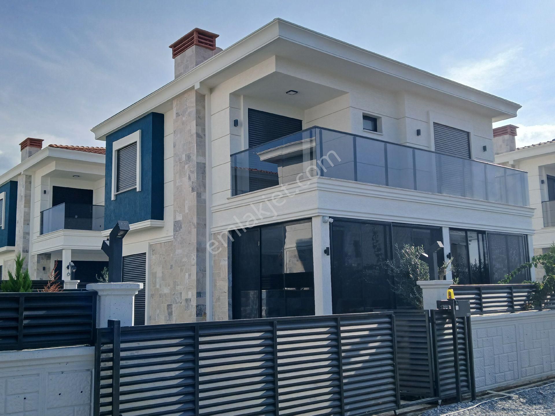 Villastar Emlak Dan, Davutlar Da, 0 Yeni ,3+1, Havuzlu Havuz Ve Otoparklı Akıllı Villa - Görsel 3