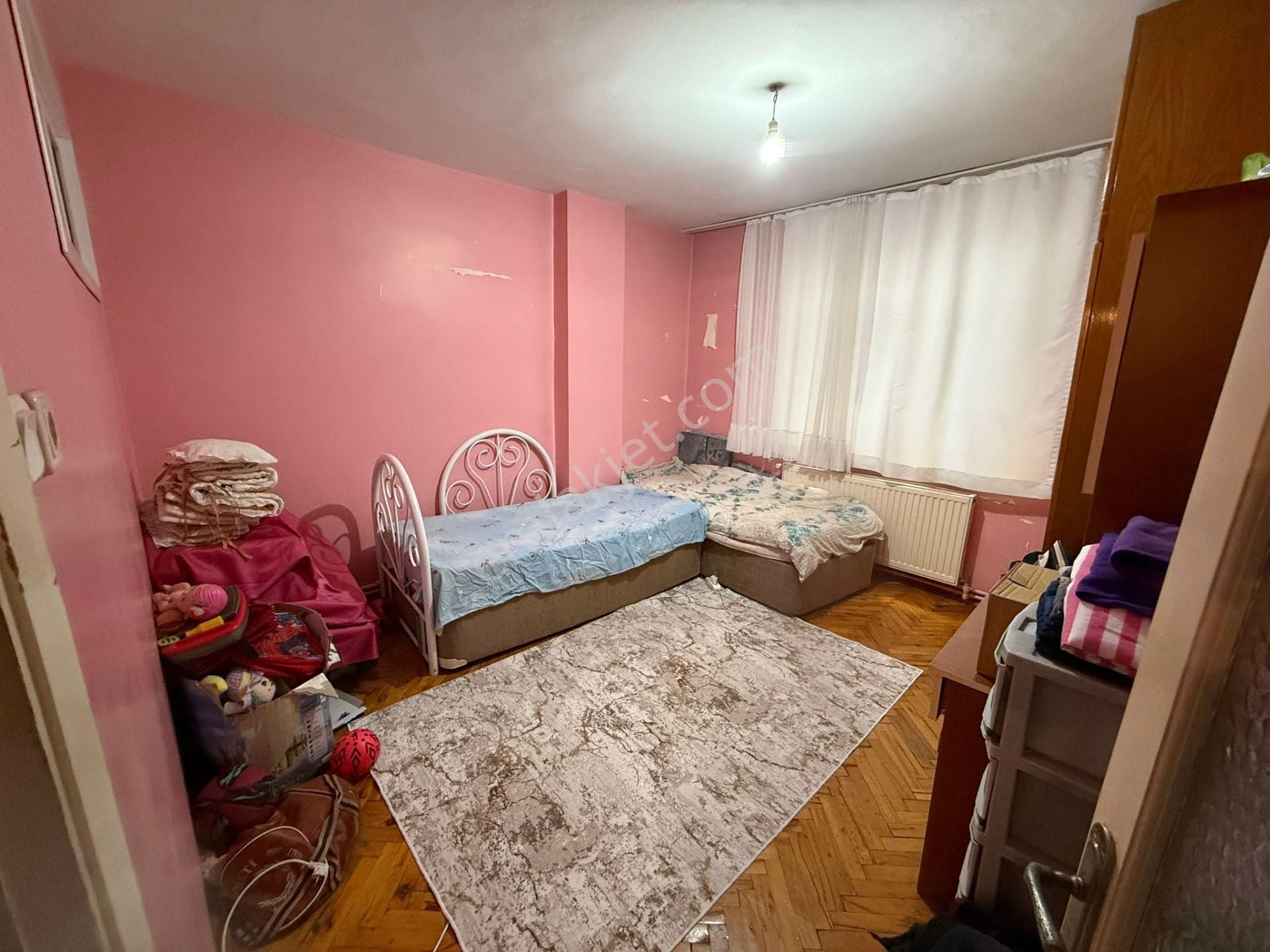 İstanbul House'dan Bahçelievler'de 3+1 Ön Cephe Ara Kat - Görsel 8