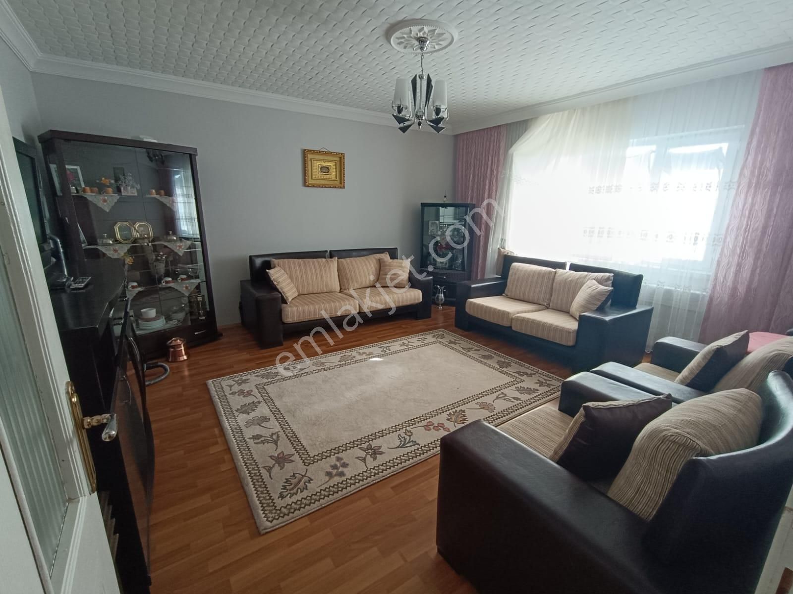 Sincan Selçuklu Da 3+1 Bağımsız Katta Yapılı Mükemmel Konumda Daire - Görsel 5