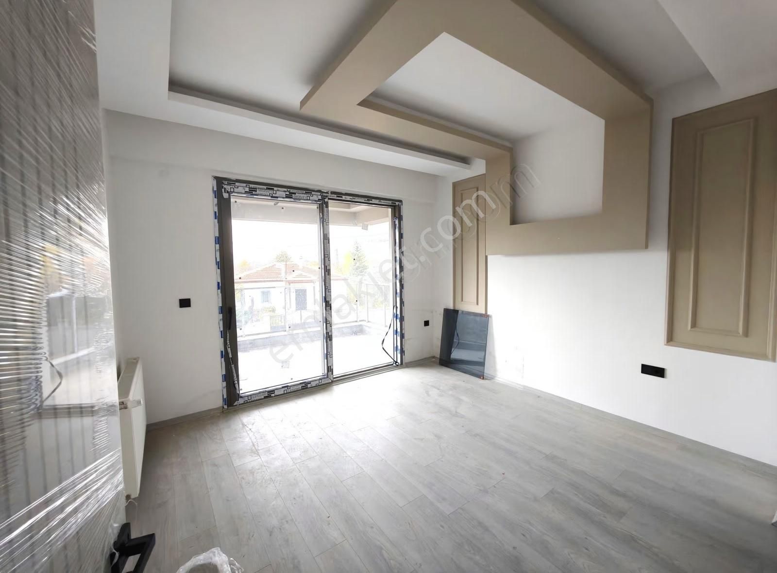 The Duru Team - Erkilet Bulv. Üzerinde Dakaş'ta 4.5+1 Lüx Villa - Görsel 15