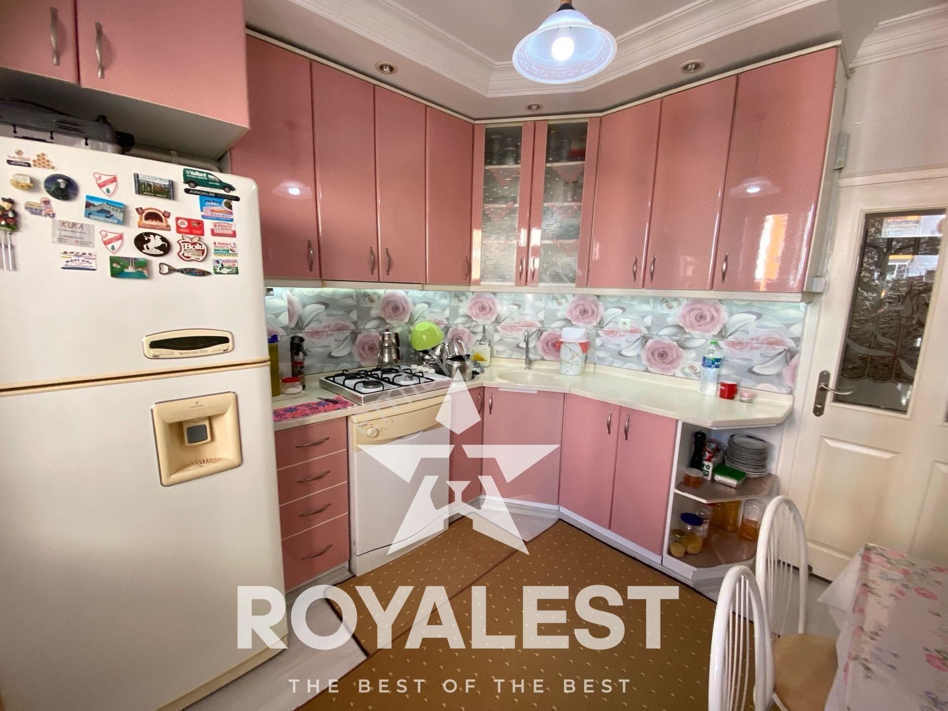 Royalest'ten Ruh Sağlığı Civarı Masrafsız 3+1 K.m Geniş Daire