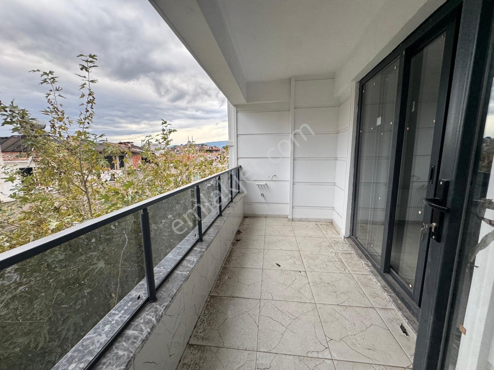 Edremitte 4+1 Geniş Manzaralı Oturuma Hazır Satılık Daire - Görsel 31