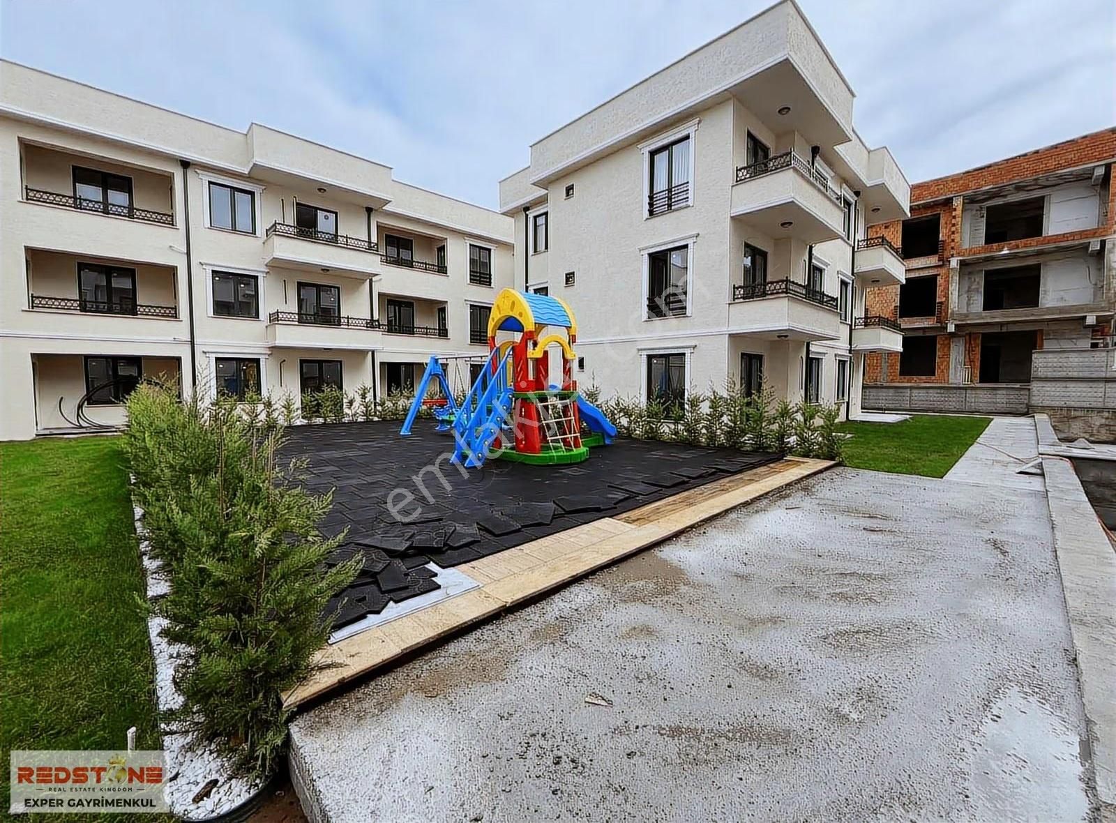 Gerçek İlan Havuzlu Sitede Ara Kat M.holde Y. Isıtma Sıfır 2+1 - Görsel 21