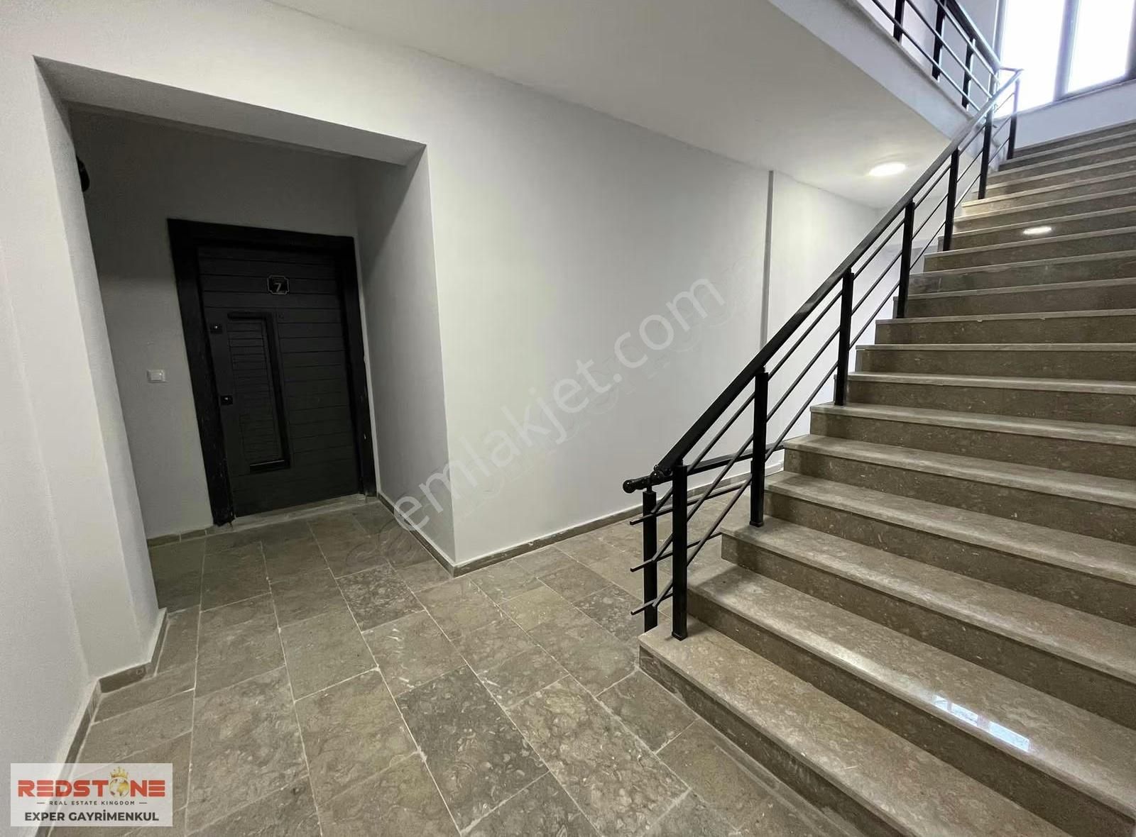 Gerçek İlan Havuzlu Sitede Ara Kat M.holde Y. Isıtma Sıfır 2+1 - Görsel 11