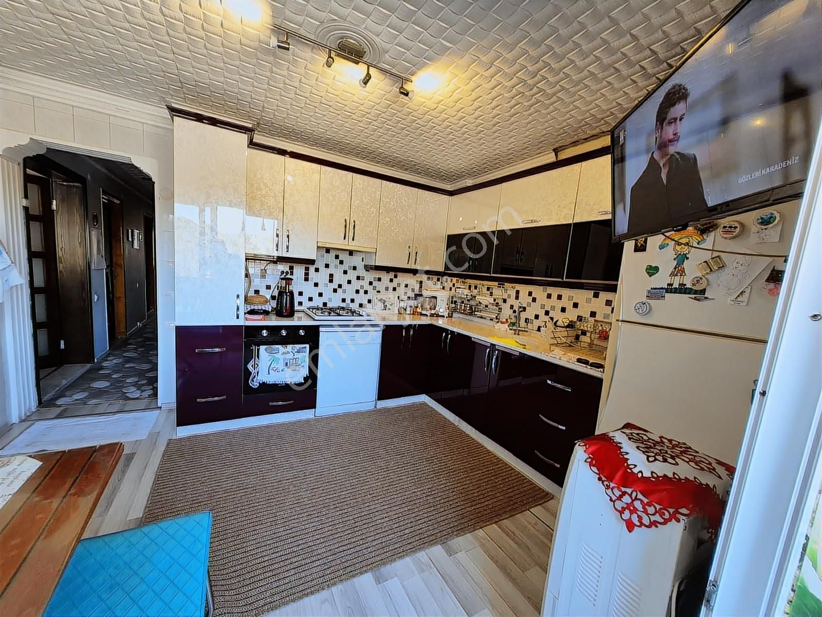 Buca Lalelimah.uçanyolyanı/doğa Manzaralı/teraslı//otoparklı/3+1 - Görsel 10