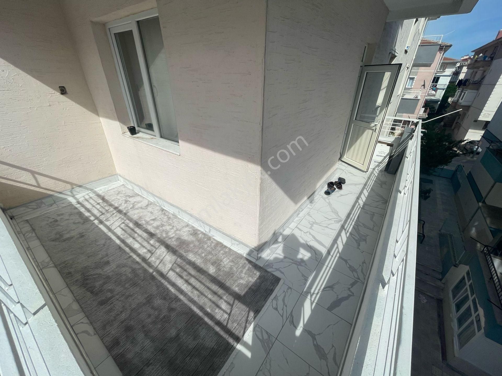 Sincan Mareşalda 3+1 Full Yapılı Ara Kat Trene Yakın Lüks Daire - Görsel 17