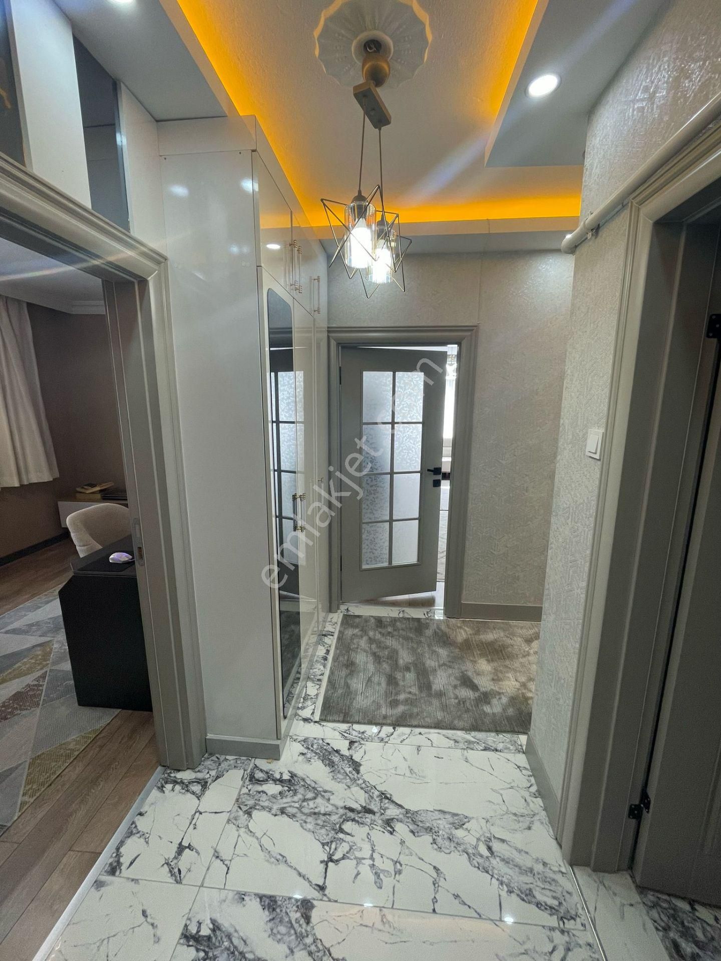 Sincan Mareşalda 3+1 Full Yapılı Ara Kat Trene Yakın Lüks Daire - Görsel 8