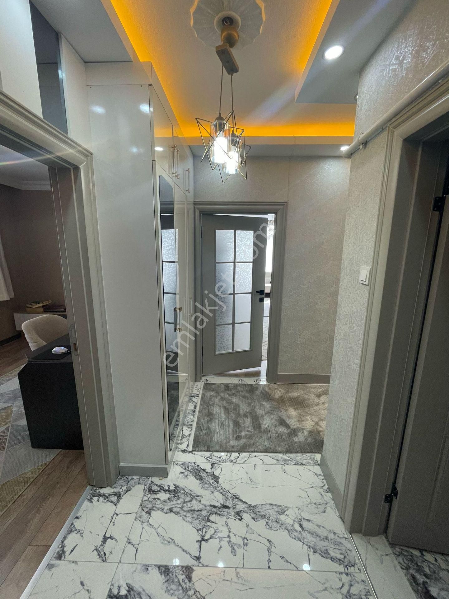 Sincan Mareşalda 3+1 Full Yapılı Ara Kat Trene Yakın Lüks Daire - Görsel 7