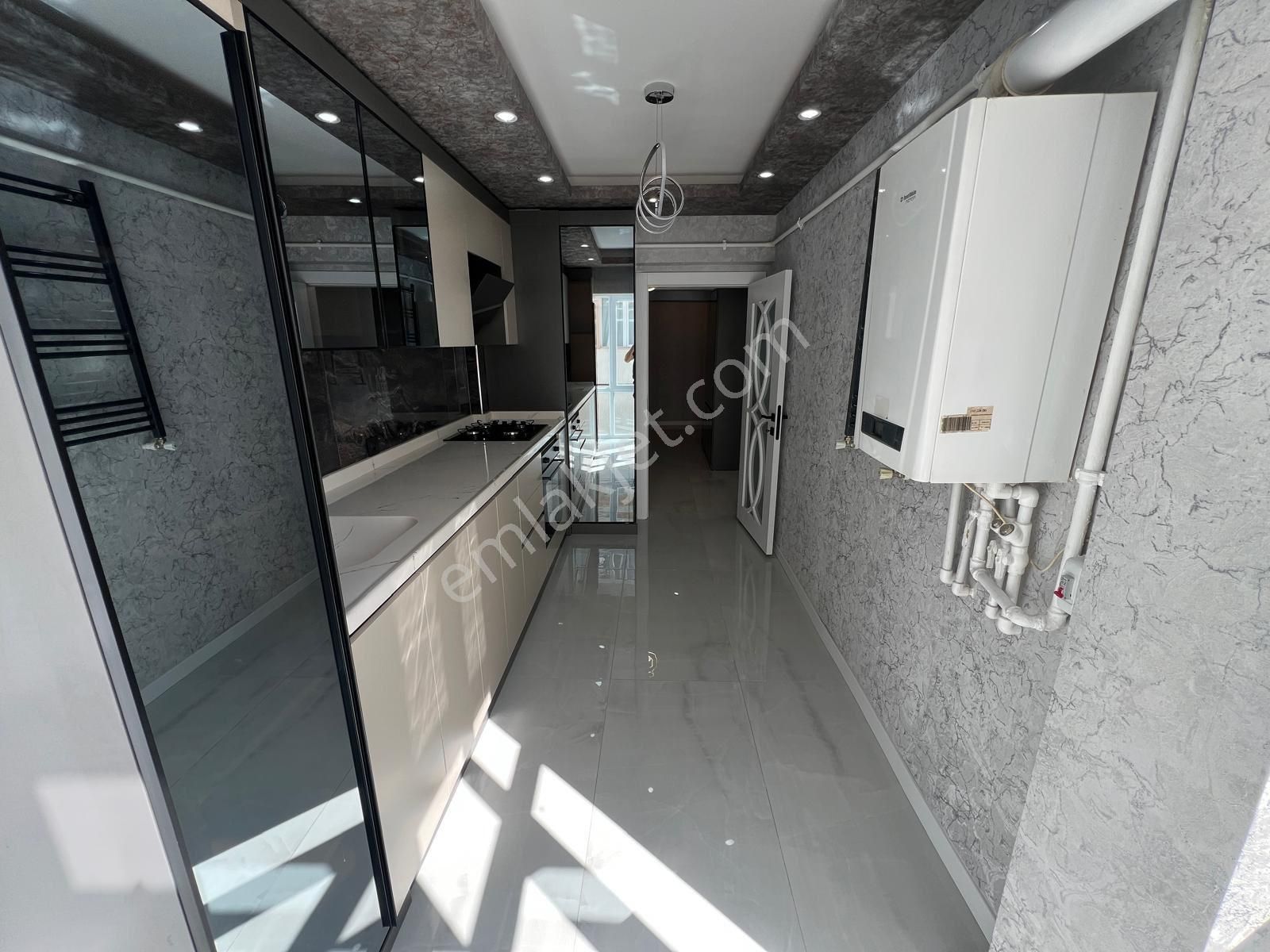 İstasyon'dan Mareşal Çakmak Mh'de Ara Kat Lüks 3+1 Satılık Daire - Görsel 6