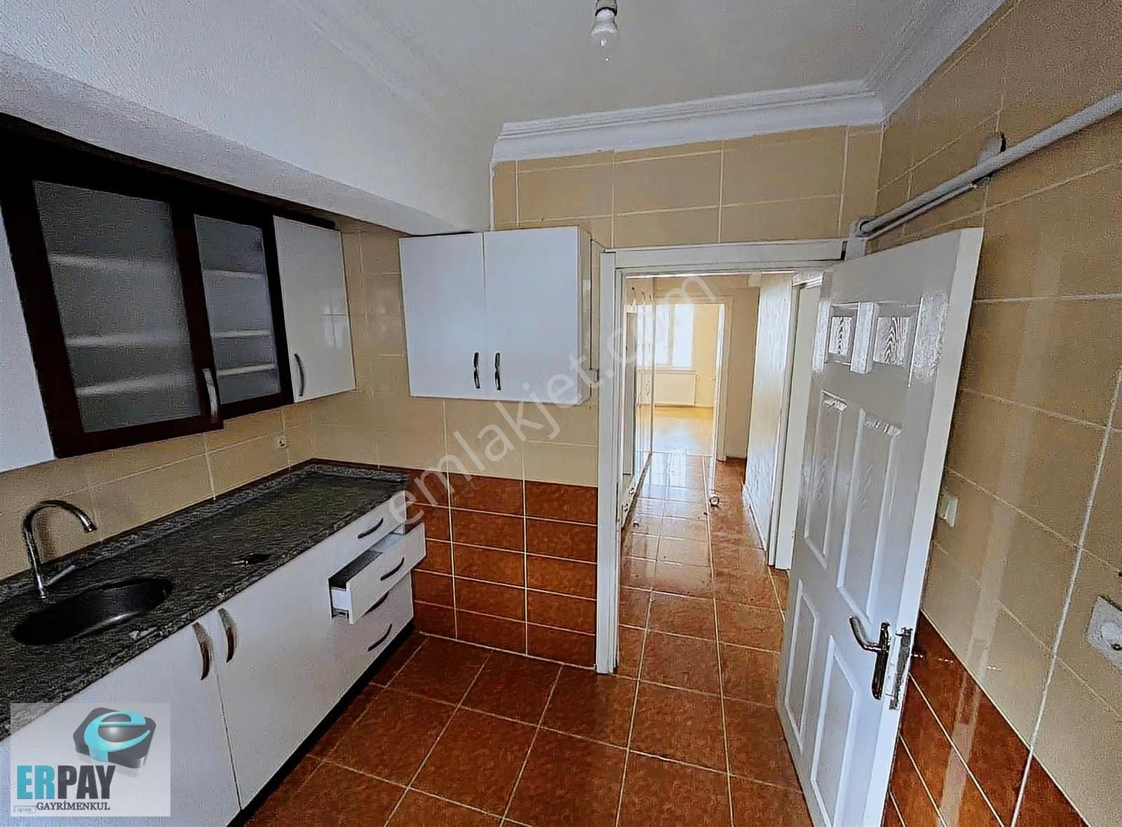 Erpay'dan Kıbrıs Caddesinde Satılık 2+1 85m2 Kot 1 Daire - Görsel 21