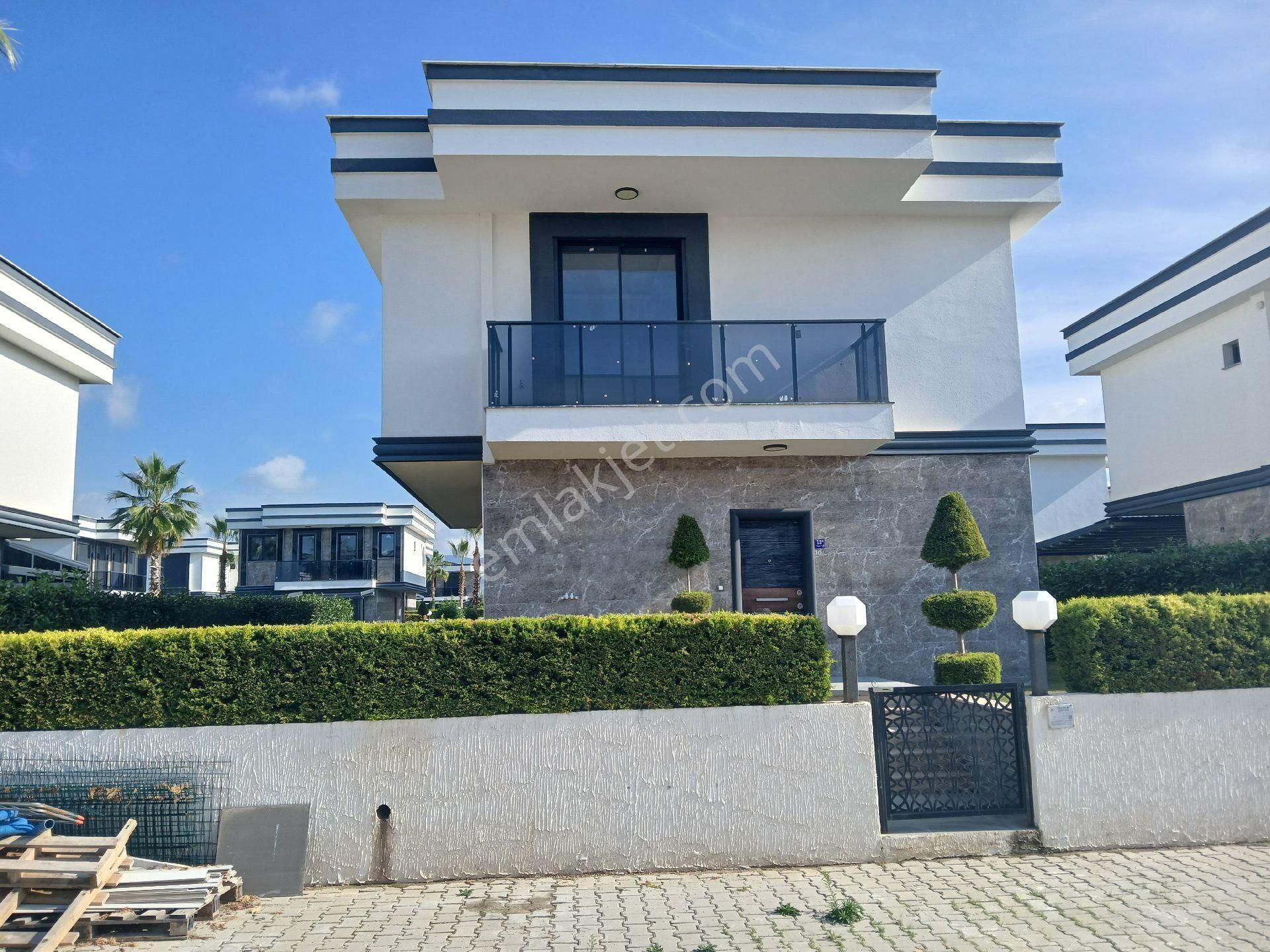 Villastar Emlak Dan, Davutlar Da, Denize Yakın, Akıllı Ev, 3+1 Odalı, Ortak Havuzlu Villa - Görsel 2