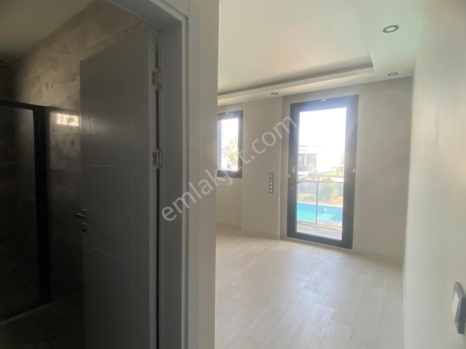 Villastar Emlak Dan, Davutlar Da, Denize Yakın, Akıllı Ev, 3+1 Odalı, Ortak Havuzlu Villa - Görsel 22