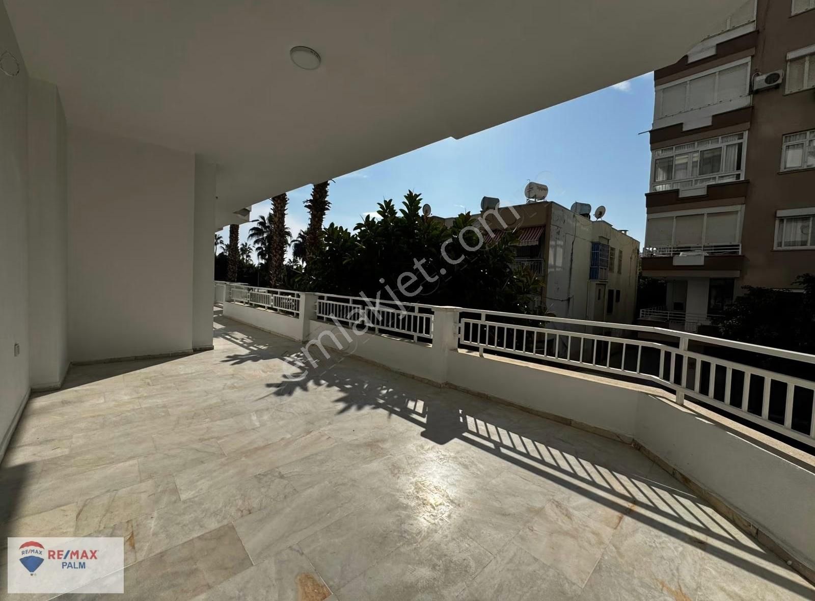 Remax Palm'den Adnan Menderes Blv.'nda Gerçek 5+1 Kiralık Daire - Görsel 20