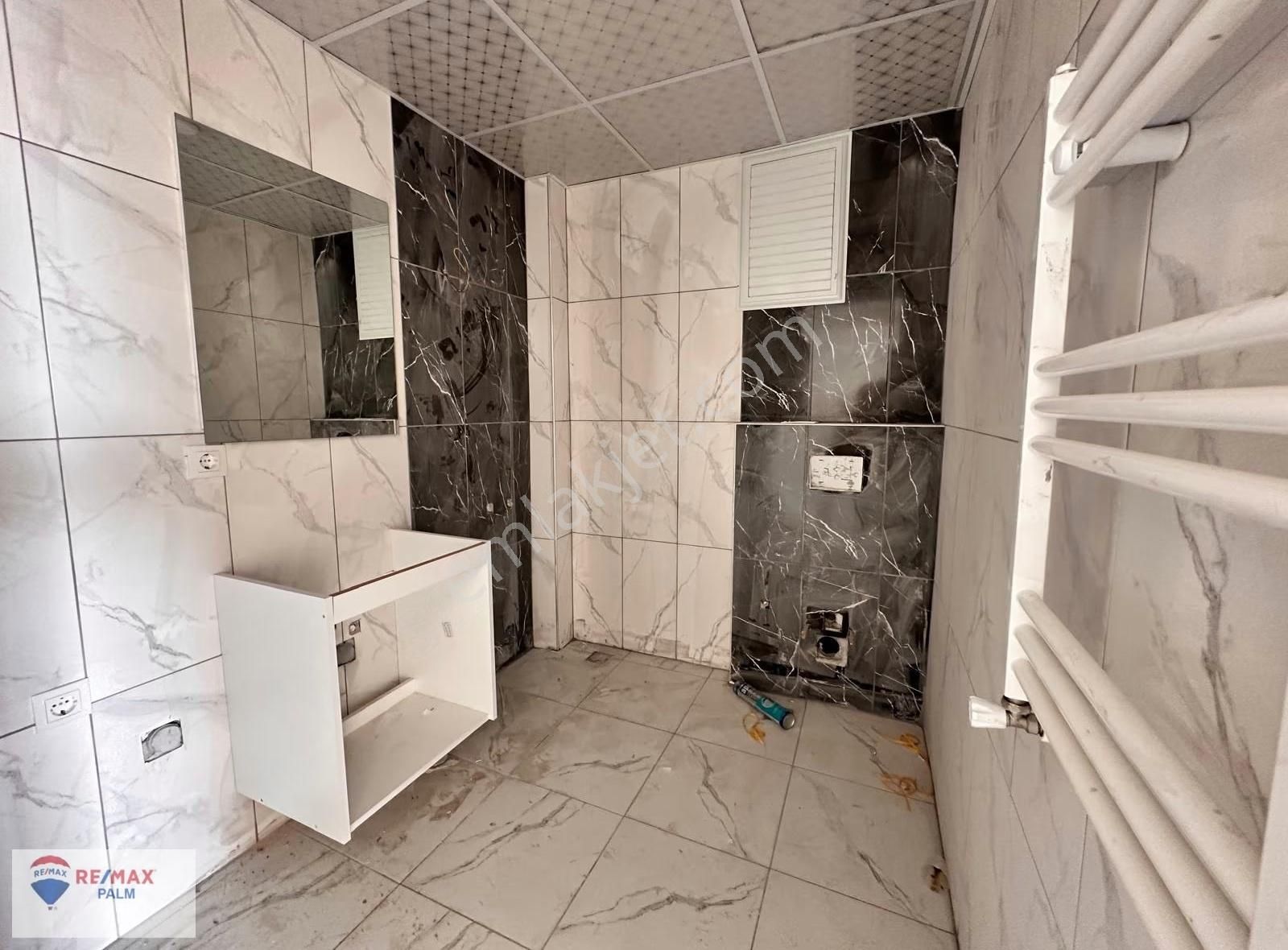 Remax Palm'den Tece Mevkiinde Deniz Manzaralı 1+1 Satılık - Görsel 11