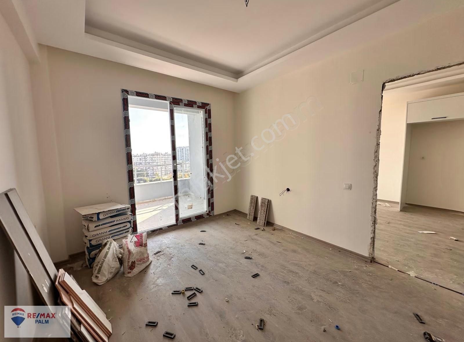 Remax Palm'den Tece Mevkiinde Deniz Manzaralı 1+1 Satılık - Görsel 4