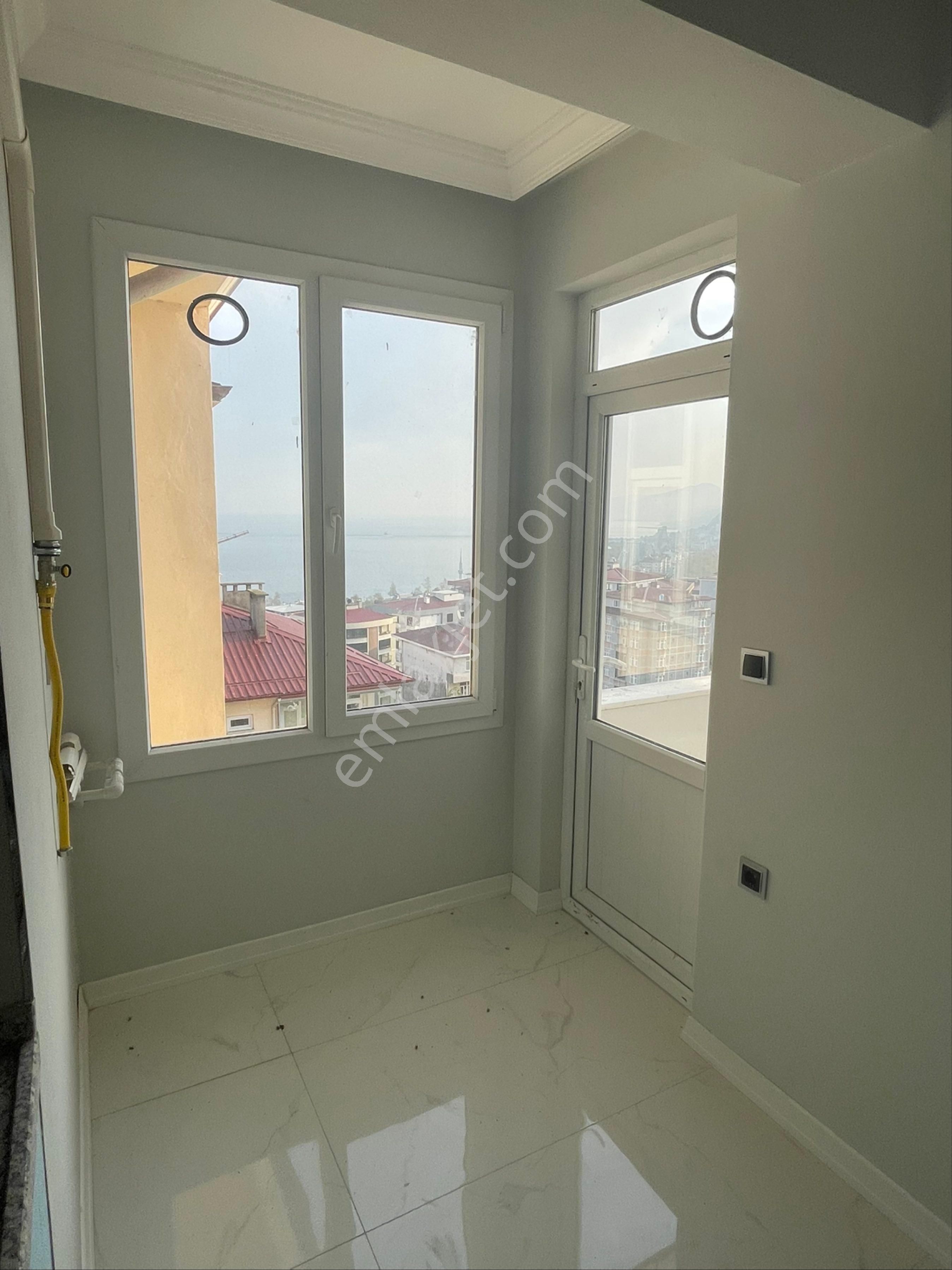 Sürmene Çarşı Mahallesi Seymenlide Manzaraya Hakim 3+1 150 M2 Sıfır Yapılı Daire - Görsel 9