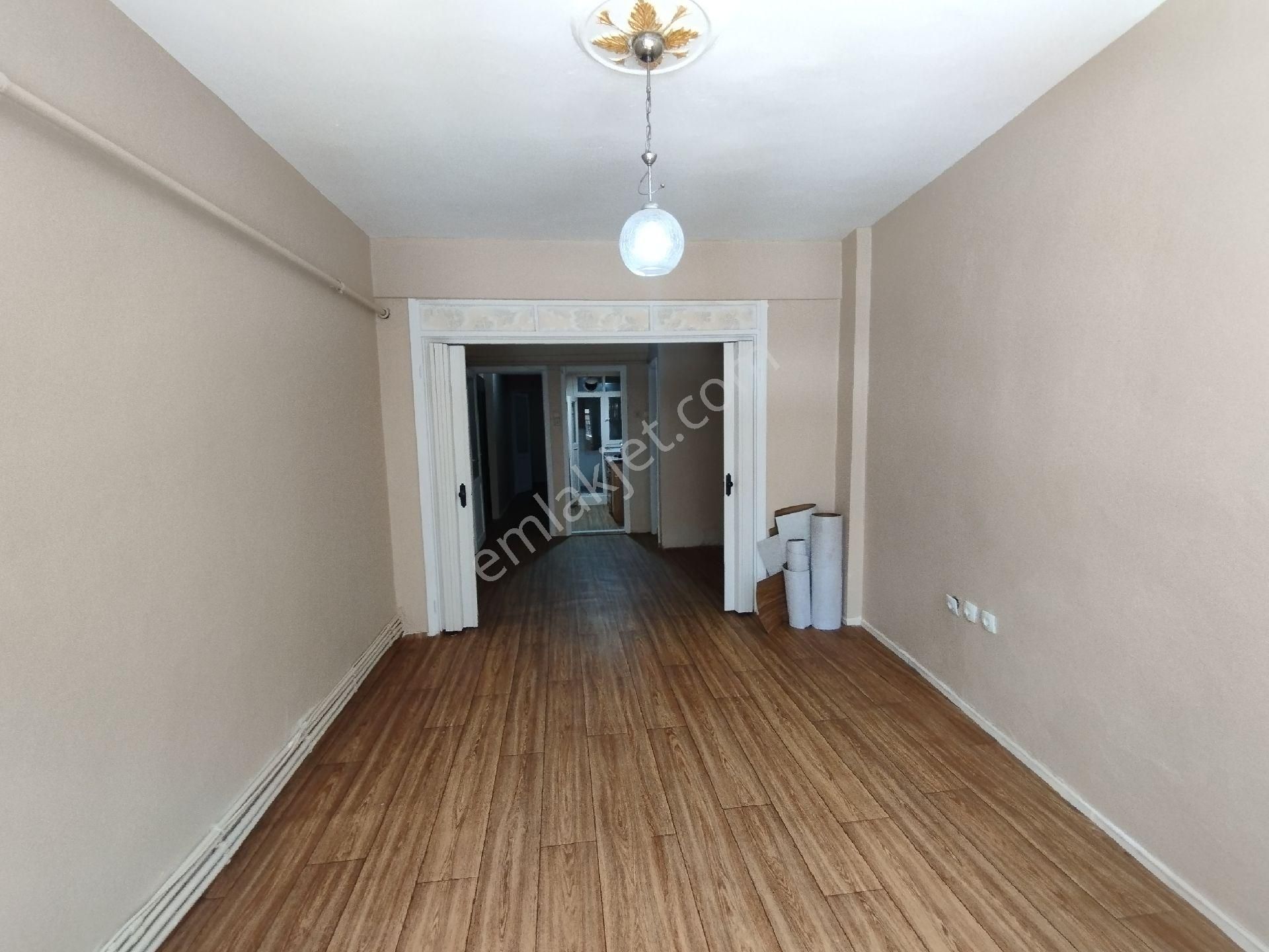 Kiralık Giriş Kat Daire