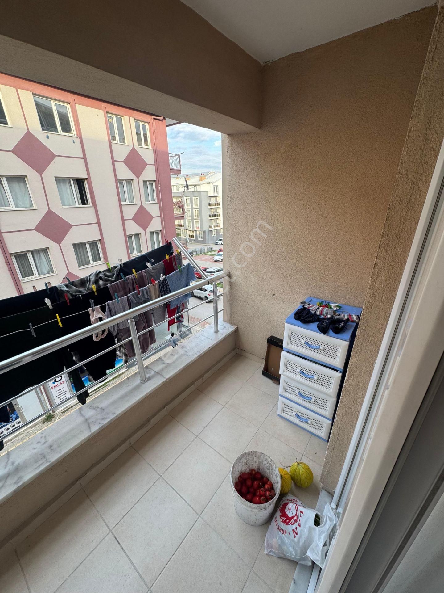 Bahar'dan Dumlupınar'da İçi Yenilenmiş Eşyalı 2+1 Balkonlu Daire - Görsel 18