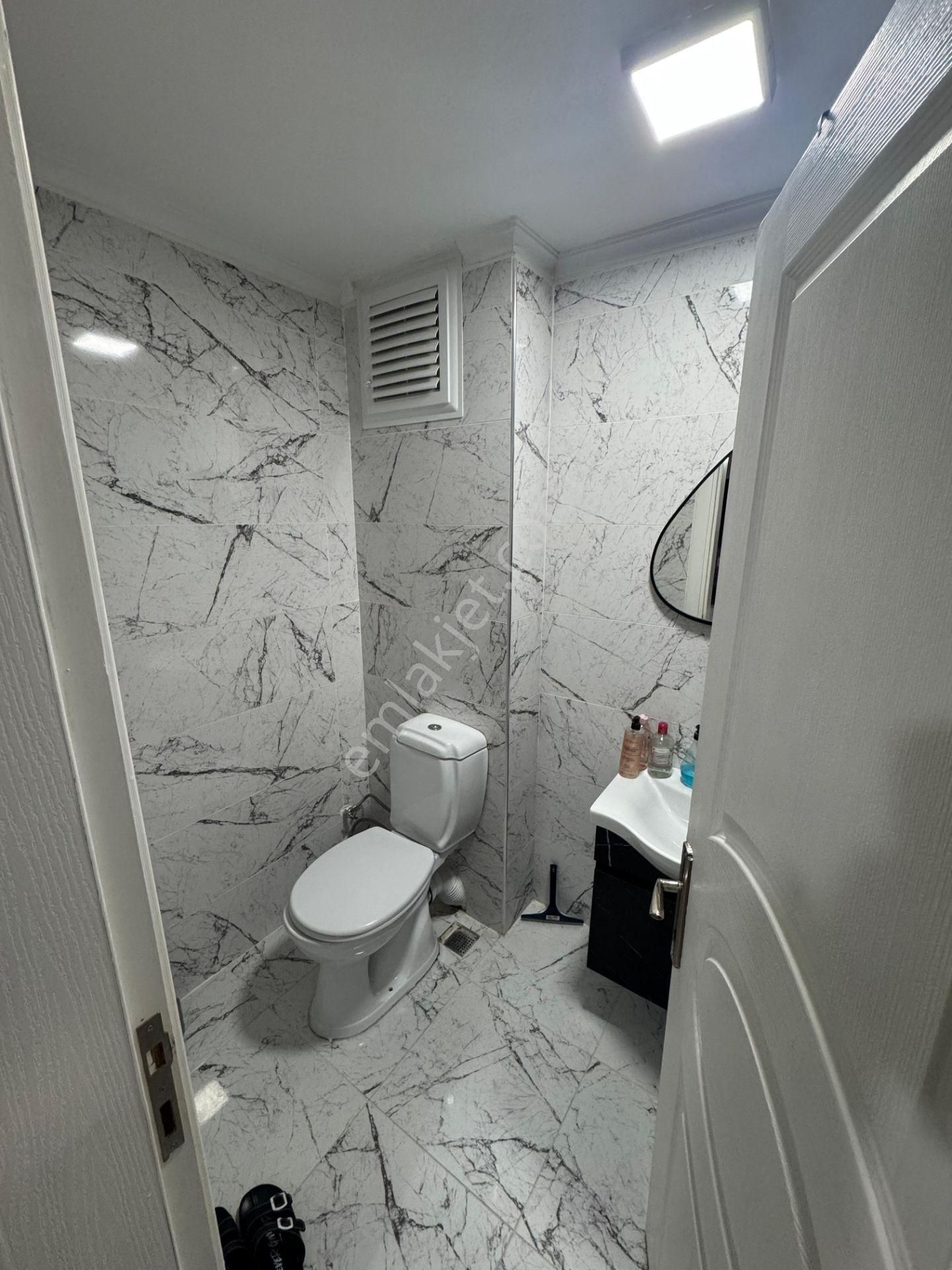 Bahar'dan Dumlupınar'da İçi Yenilenmiş Eşyalı 2+1 Balkonlu Daire - Görsel 21