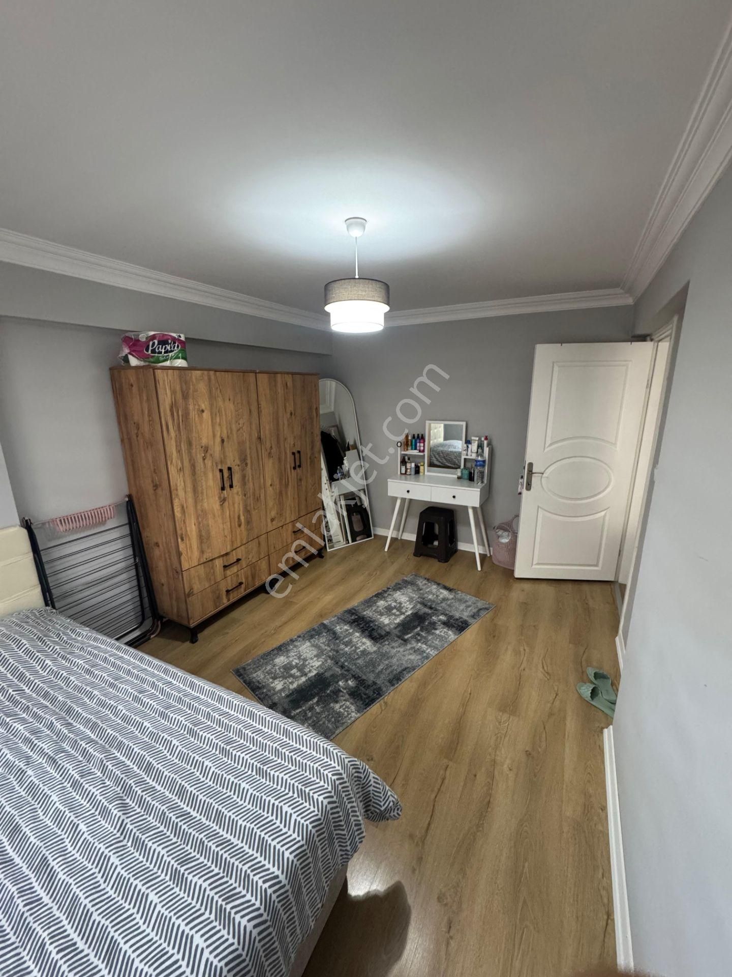 Bahar'dan Dumlupınar'da İçi Yenilenmiş Eşyalı 2+1 Balkonlu Daire - Görsel 13