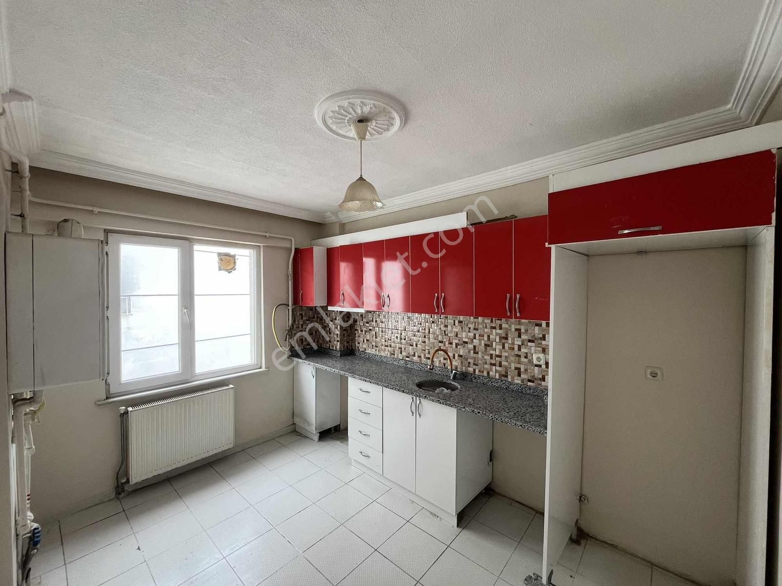 Akdoğanlardan Bağlık Küba Caminin Yanında Satılık 2+1 Daire - Görsel 13