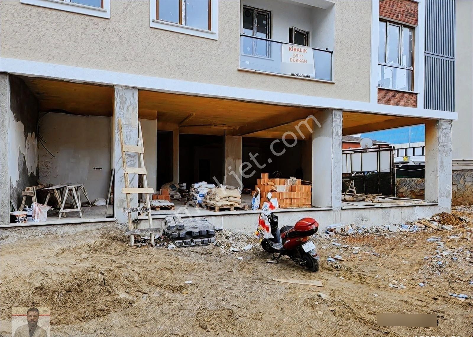 Sultanbeylide Her İş Koluna Uygun Satılık 250 M2 Dükkan - Görsel 3