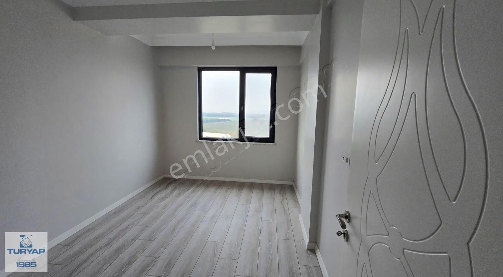 Yalova Taşköprü'de Ana Yola Yakın Kiralık 3+1 Daire - Görsel 5
