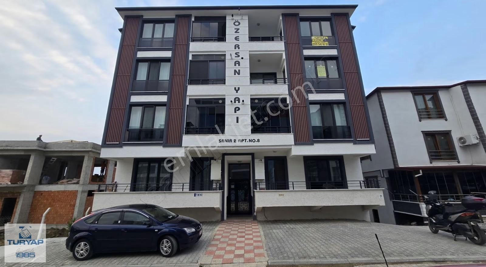 Yalova Taşköprü'de Ana Yola Yakın Kiralık 3+1 Daire