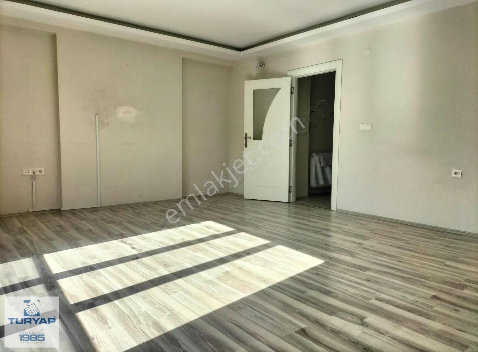 Yalova Çiftlikköy Merkezi Konumda Satılık Daire - Görsel 3