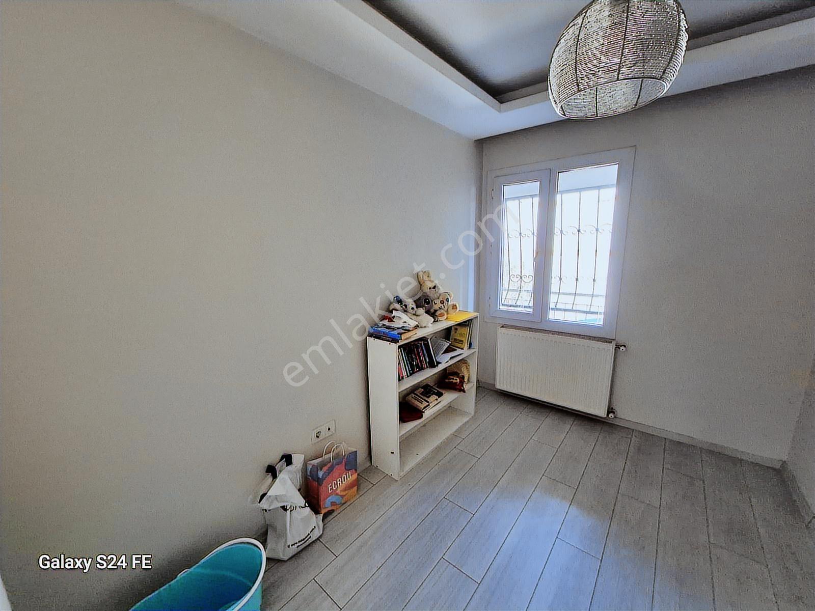 Göztepe Metroda Tadilatlı Masrafsız Satılık 3+1 Daire - Görsel 25