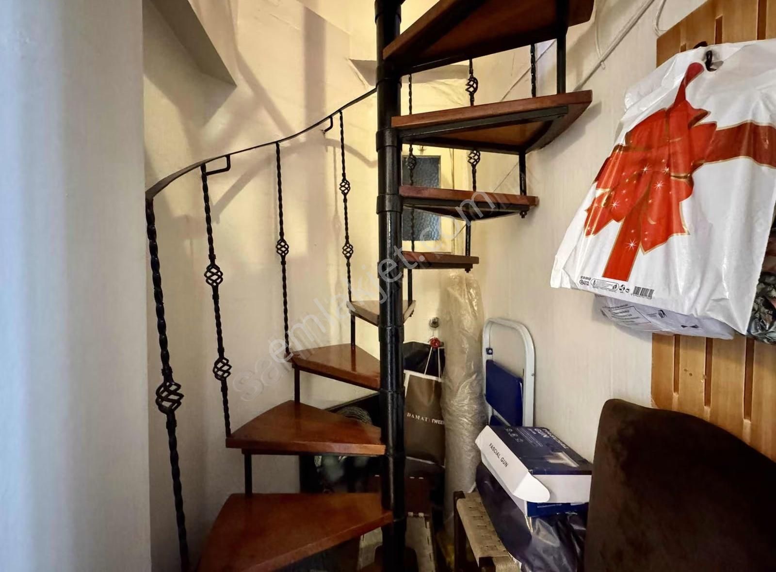 Alsancak Talatpaşa Caddesin'de 4+1 Satılık Çift Cephe Daire - Görsel 30