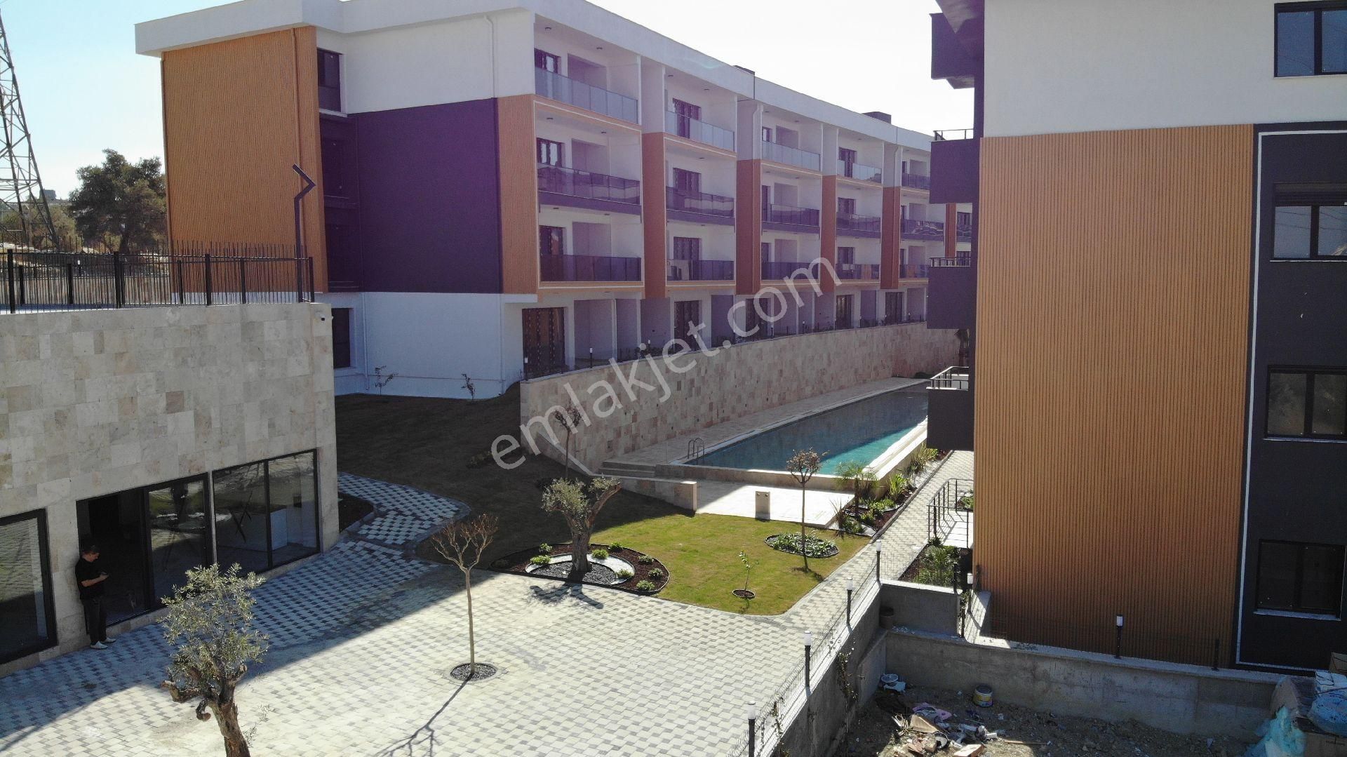 Değirmendere Mevkiinde Doğalgazlı Asansörlü Otoparklı Yüzme Havuzlu Sitede 1+1 60m2 Daireler - Görsel 35