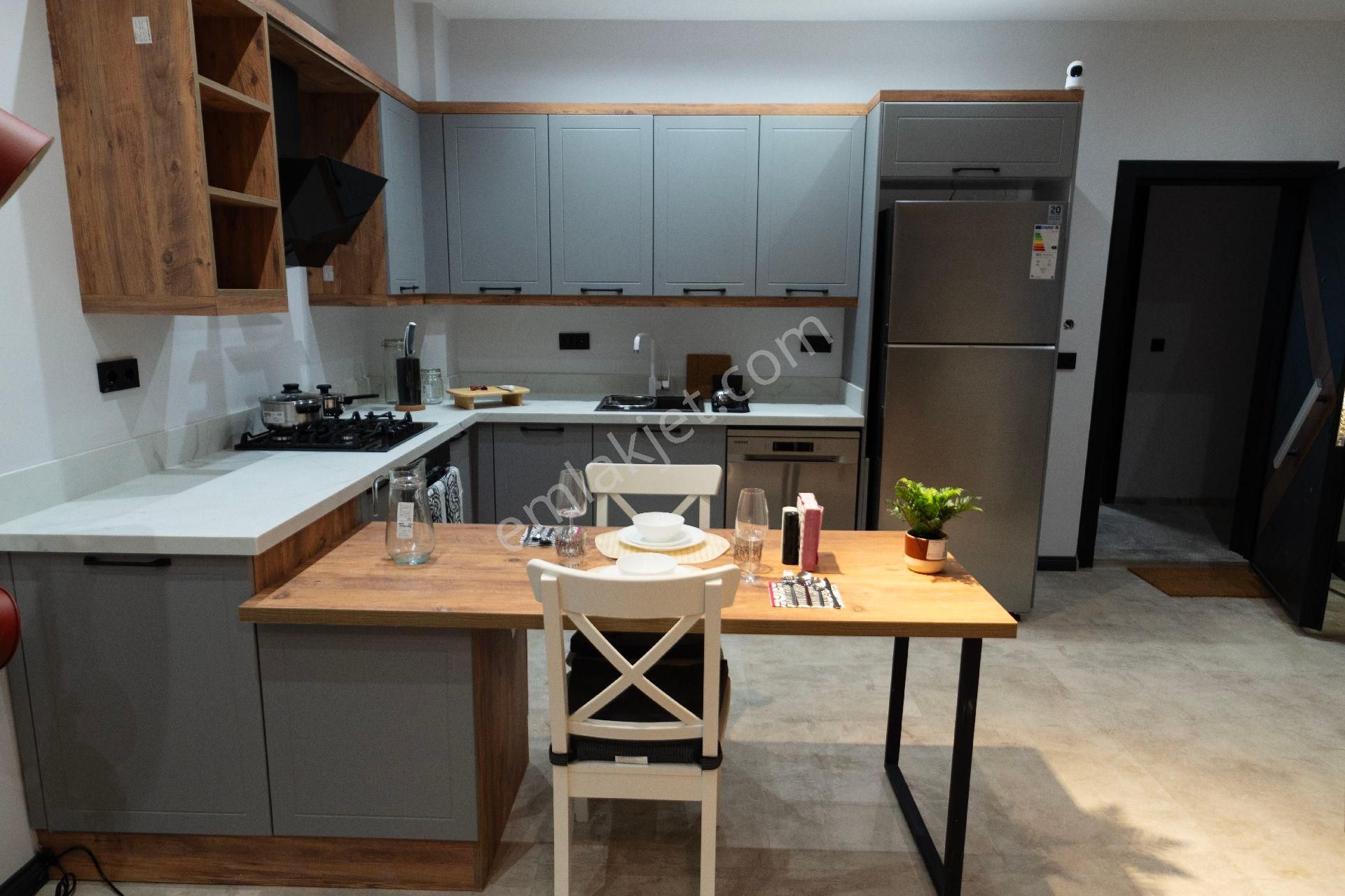 Değirmendere Mevkiinde Doğalgazlı Asansörlü Otoparklı Yüzme Havuzlu Sitede 1+1 60m2 Daireler - Görsel 25