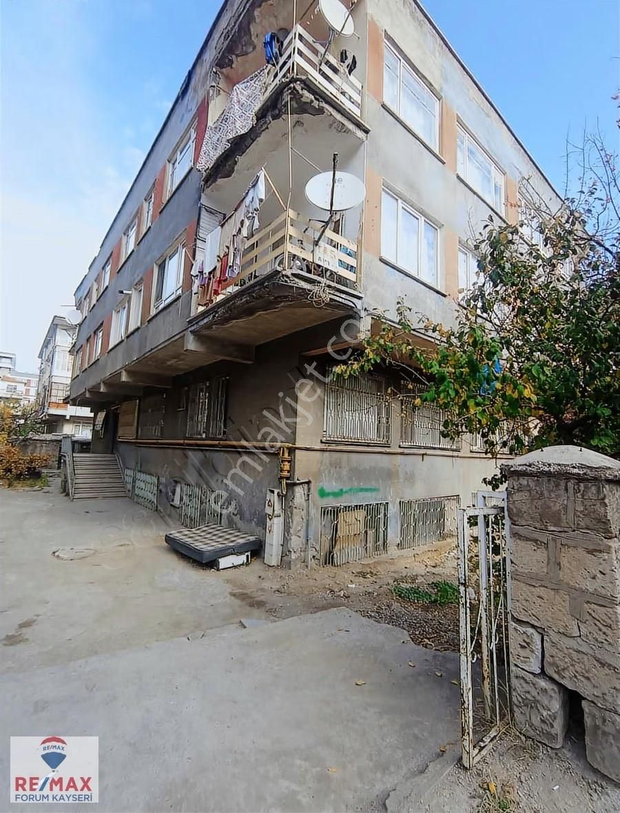 Kılıçarslan Mahallesinde Yatırımlık Fırsat Daire 2.5+1