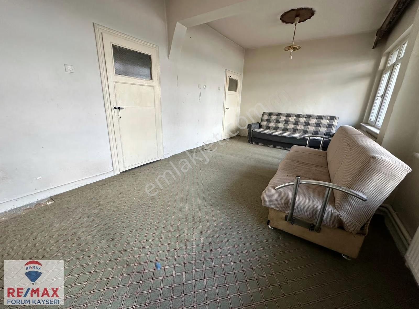 Kılıçarslan Mahallesinde Yatırımlık Fırsat Daire 2.5+1 - Görsel 6