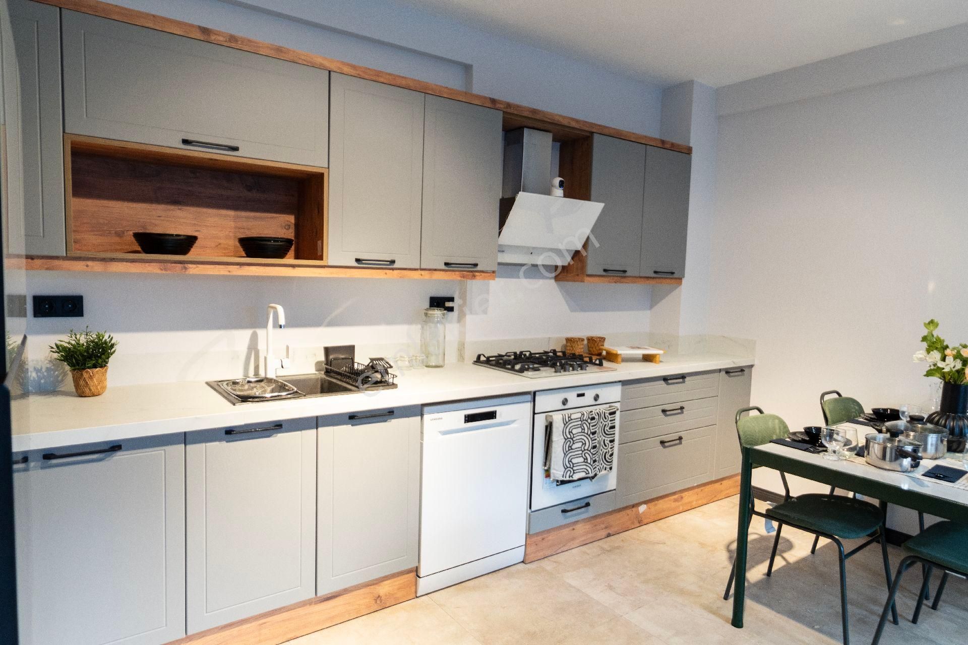 Değirmendere Mevkiinde Doğalgazlı Asansörlü Otoparklı Yüzme Havuzlu Sitede 2+1 3+1 Daireler - Görsel 34