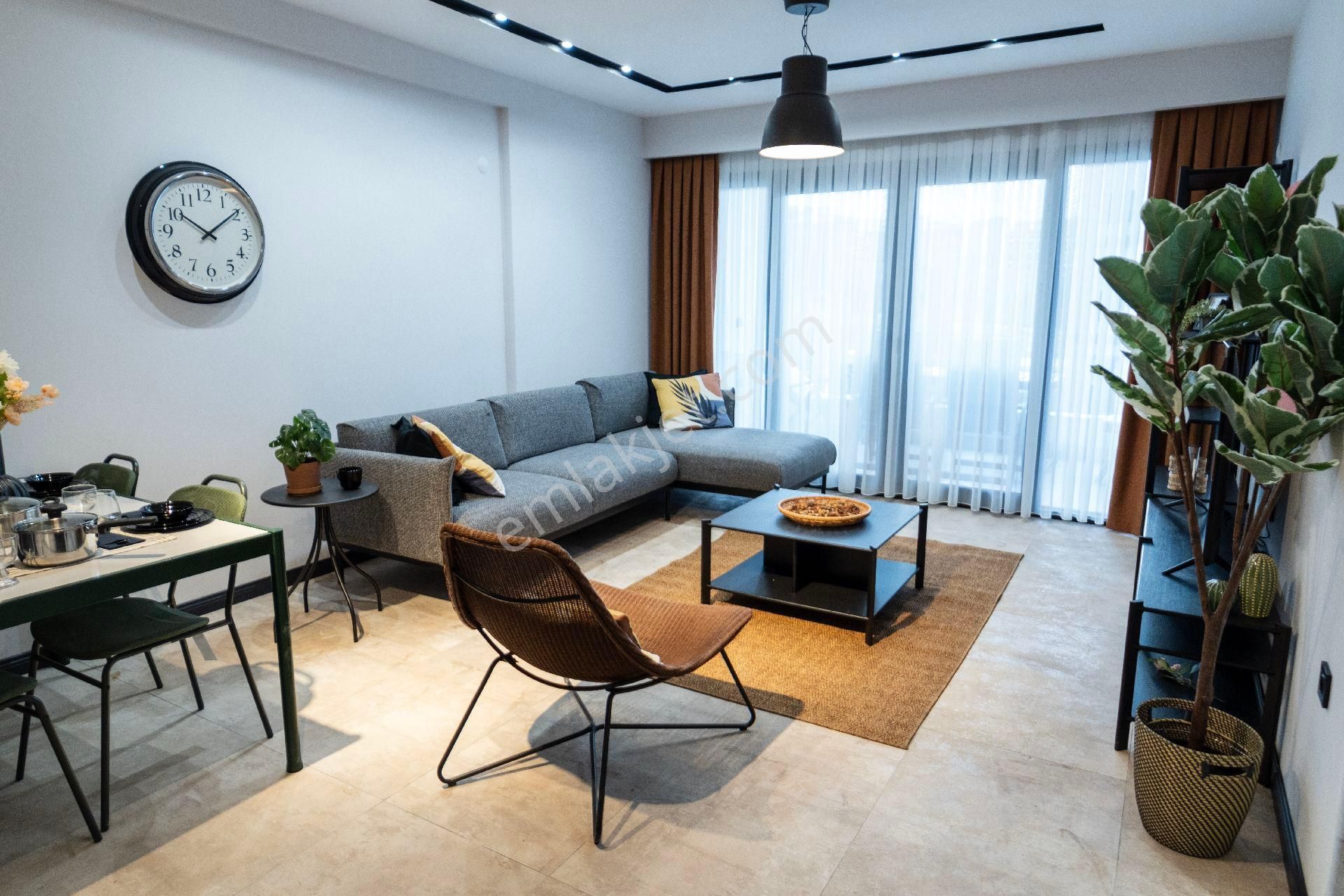 Değirmendere Mevkiinde Doğalgazlı Asansörlü Otoparklı Yüzme Havuzlu Sitede 2+1 3+1 Daireler - Görsel 33