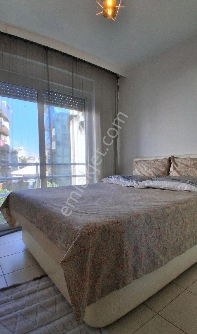 Konyaaltı Limanda Denize 300m Havuzlu Satılık 1+1 Full Eşyalı Kiralık Daire - Görsel 3