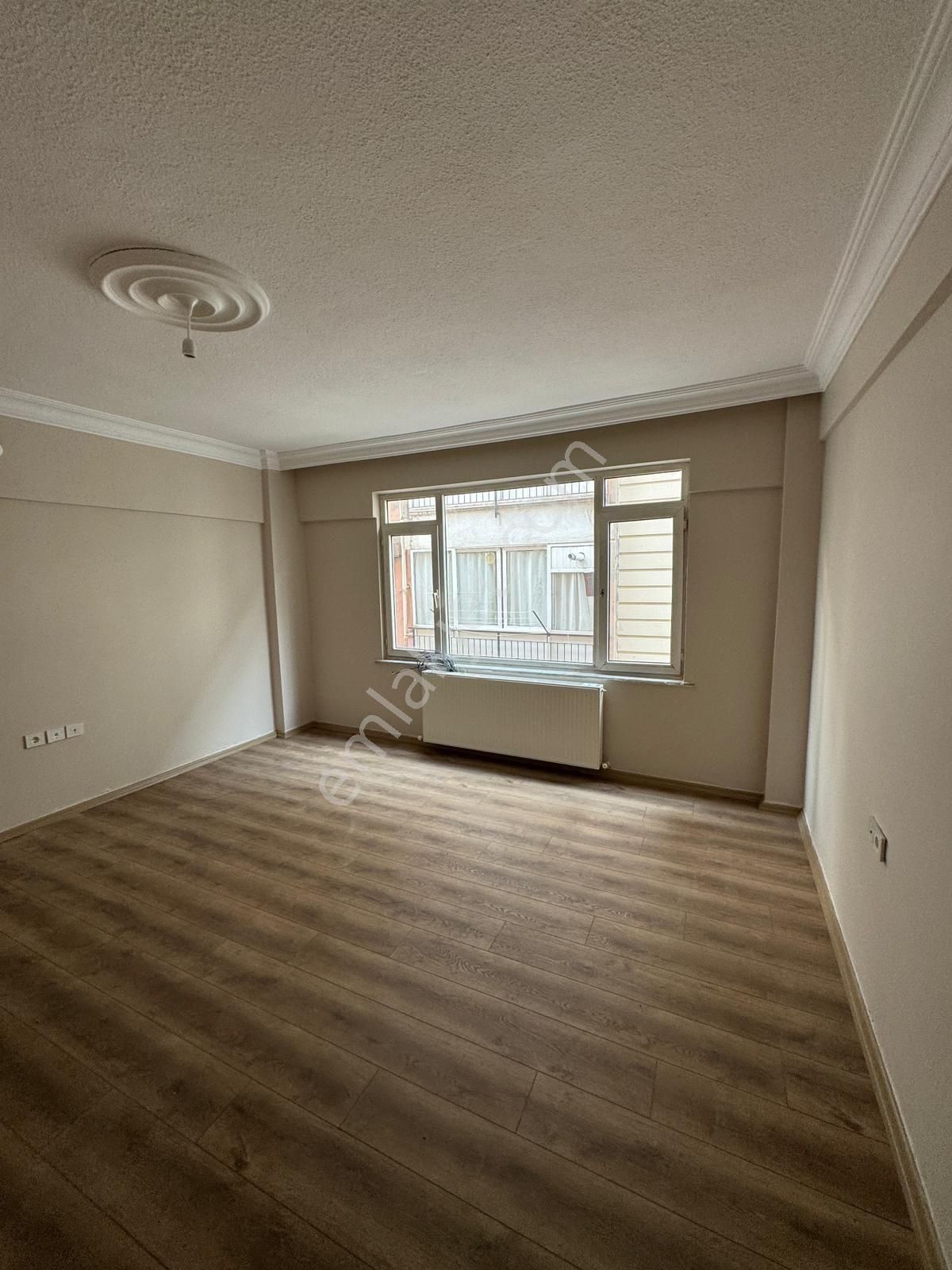 Edremit Merkez'de 2+1 Arakat Doğalgazlı Kiralık Daire - Görsel 6