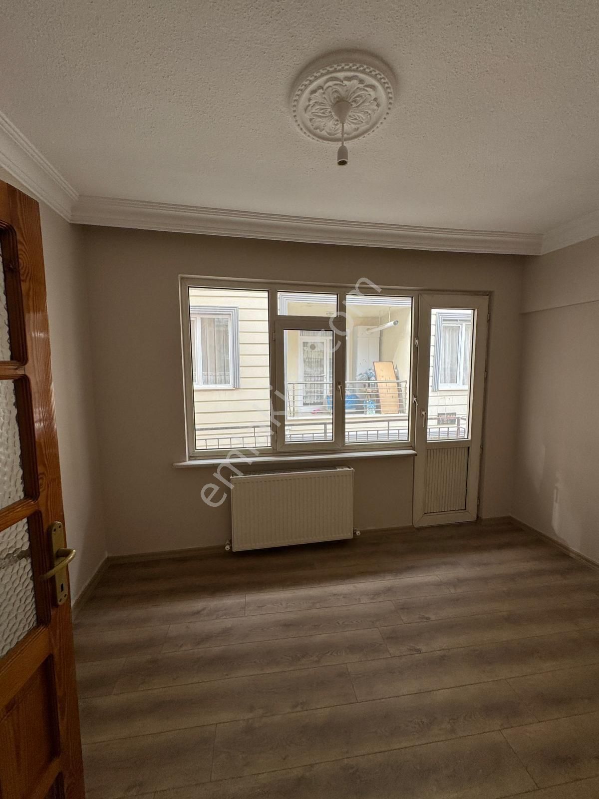 Edremit Merkez'de 2+1 Arakat Doğalgazlı Kiralık Daire - Görsel 4