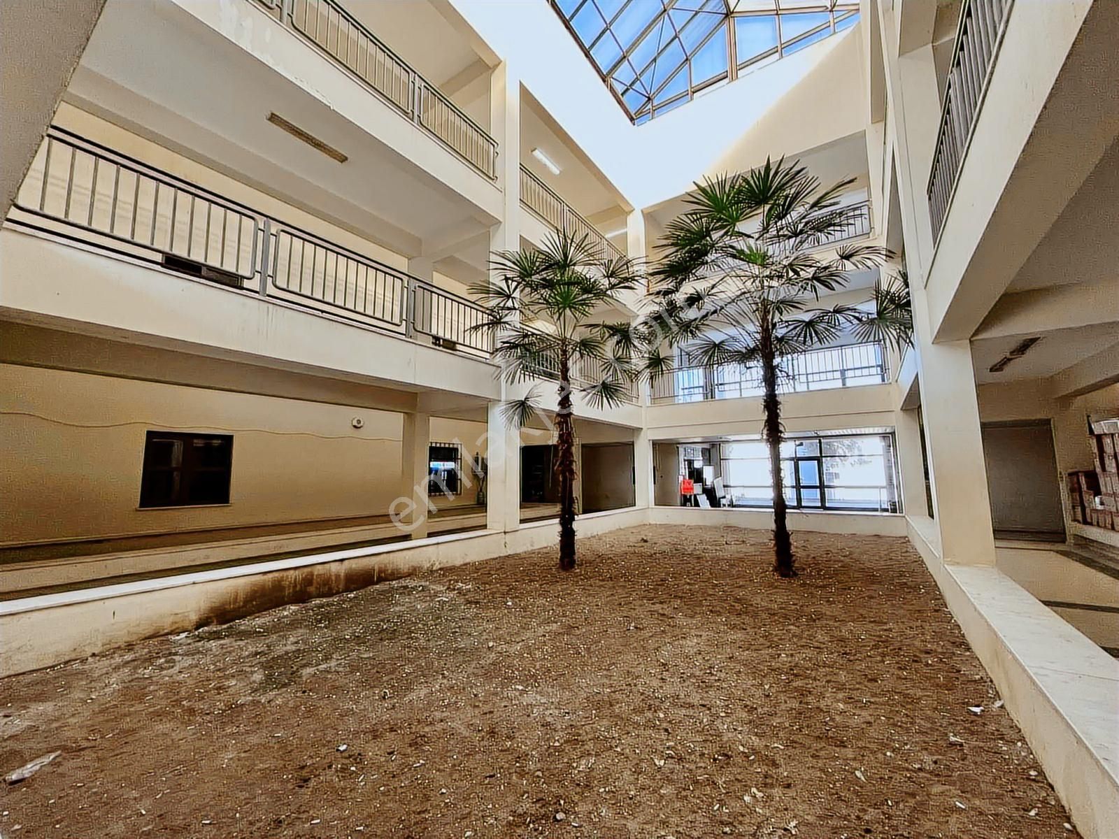 Başiskele Yeniköy'de İşmerkezinde 2. Kat Satılık Ofis/işyeri - Görsel 9