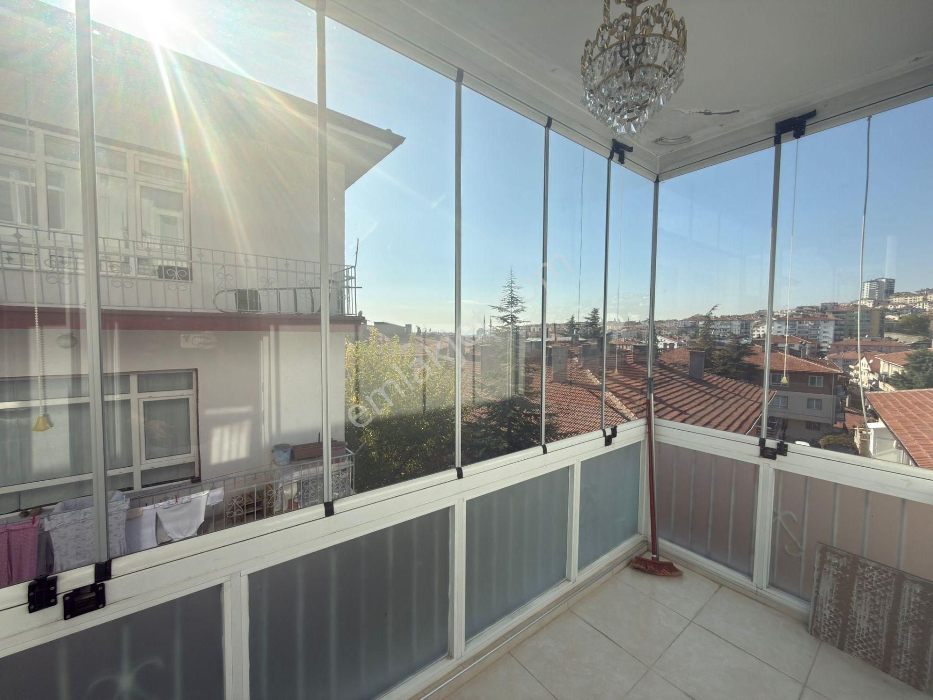 Sanatoryum Caddesi Üzerinde Bakımlı 3+1 Kiralık Daire - Görsel 8