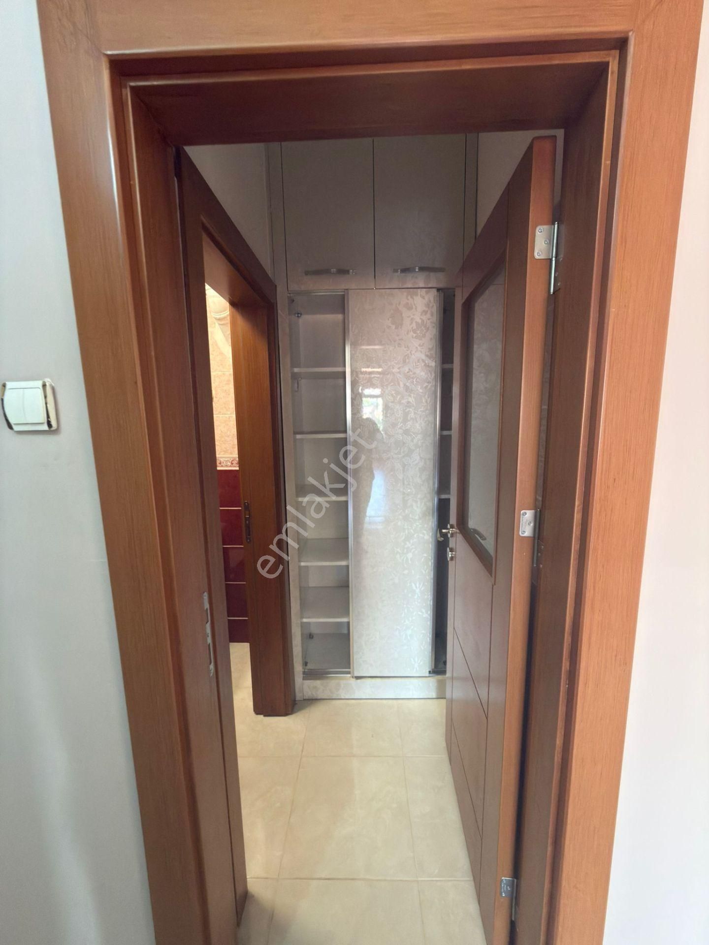 Sanatoryum Caddesi Üzerinde Bakımlı 3+1 Kiralık Daire - Görsel 9