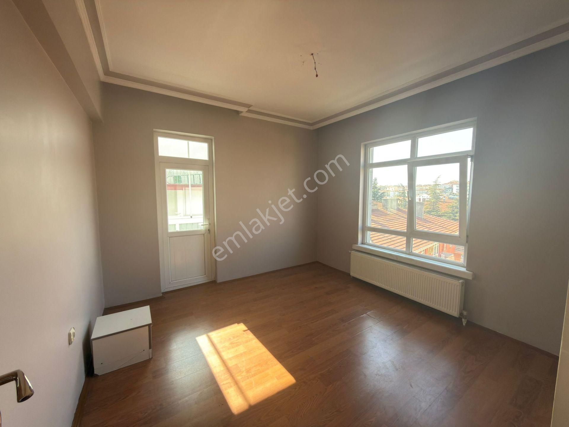 Sanatoryum Caddesi Üzerinde Bakımlı 3+1 Kiralık Daire - Görsel 15