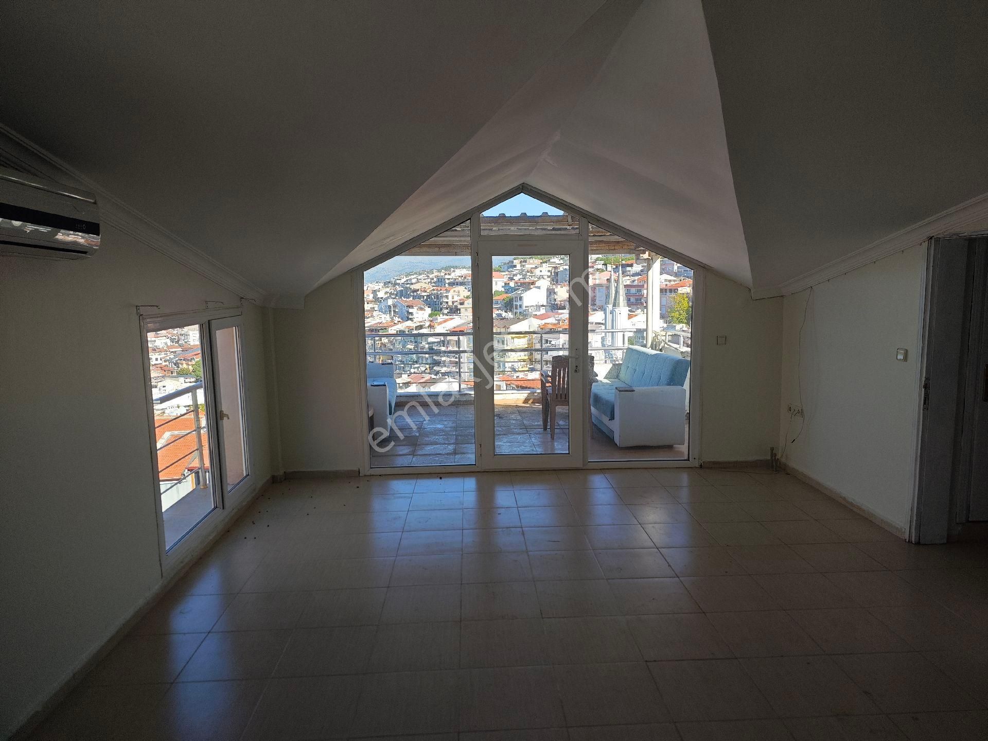 Dikili Manzara + Konum + Fiyat Avantajı! Yakamoz’da 3+1 Dubleks - Görsel 29