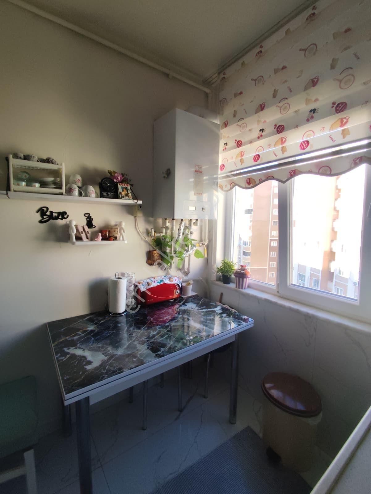 Başakşehir 2.etapta Merkezi Konumda Ful Tadilatlı Lüks Daire - Görsel 20