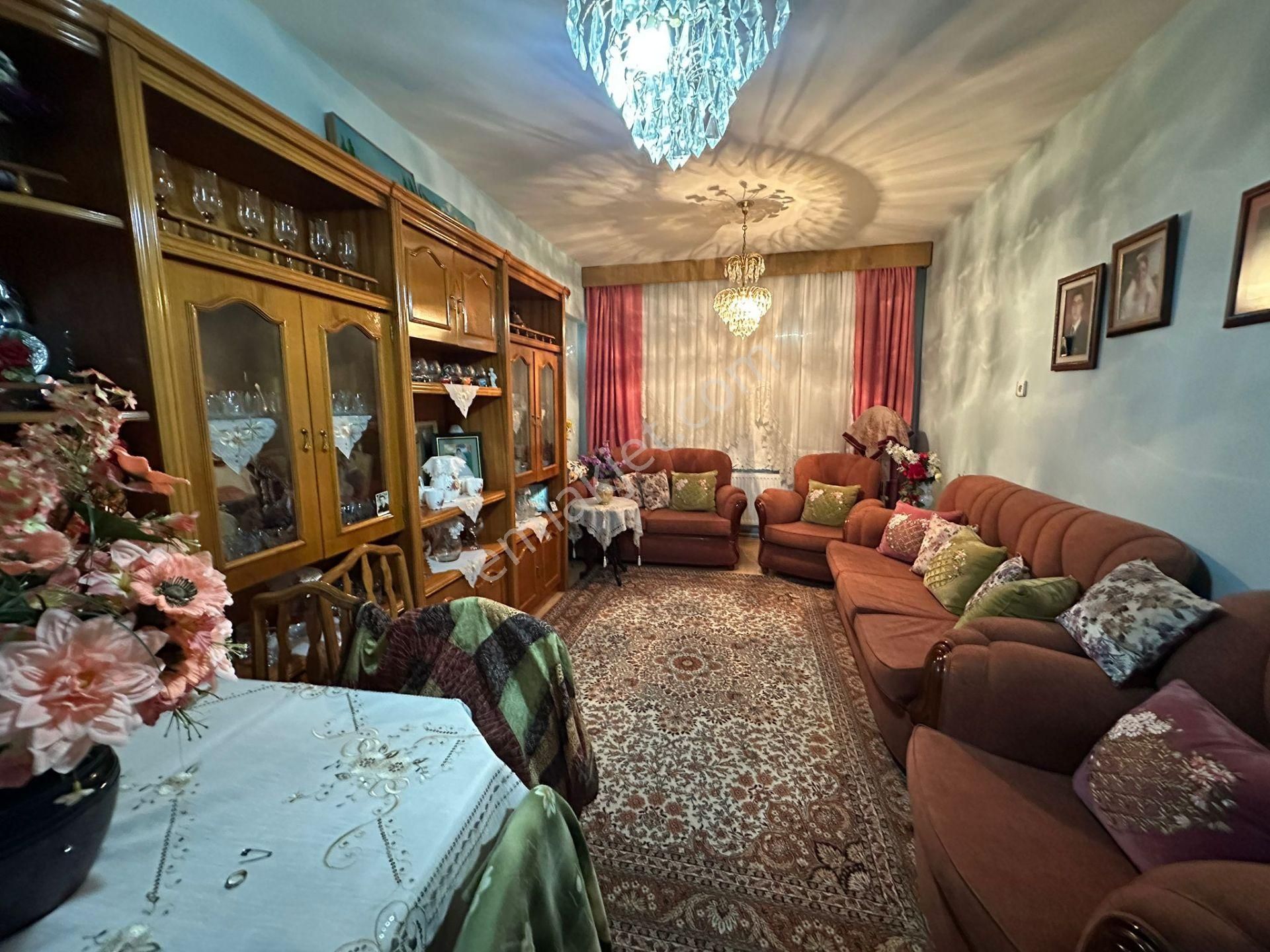 Çanakkale Merkez Çarşıda 2+1 Satılık Daire - Görsel 4