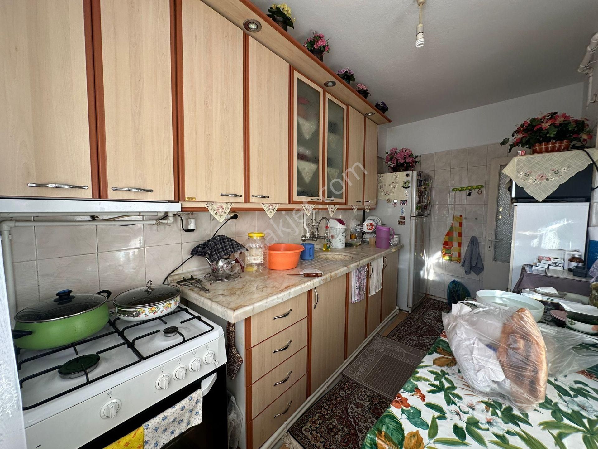 Çanakkale Merkez Çarşıda 2+1 Satılık Daire - Görsel 2