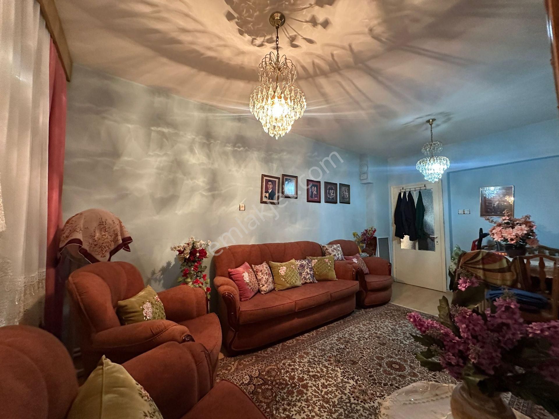 Çanakkale Merkez Çarşıda 2+1 Satılık Daire - Görsel 5